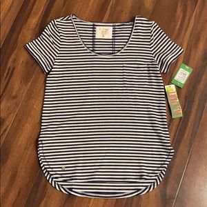 Lilly Pulitzer Tops - 🌴 NWT Lily Pulitzer Luxletic Shirt Lilly Pulitzer Tops - 🌴 NWT Lily Pulitzer Luxletic Shirt